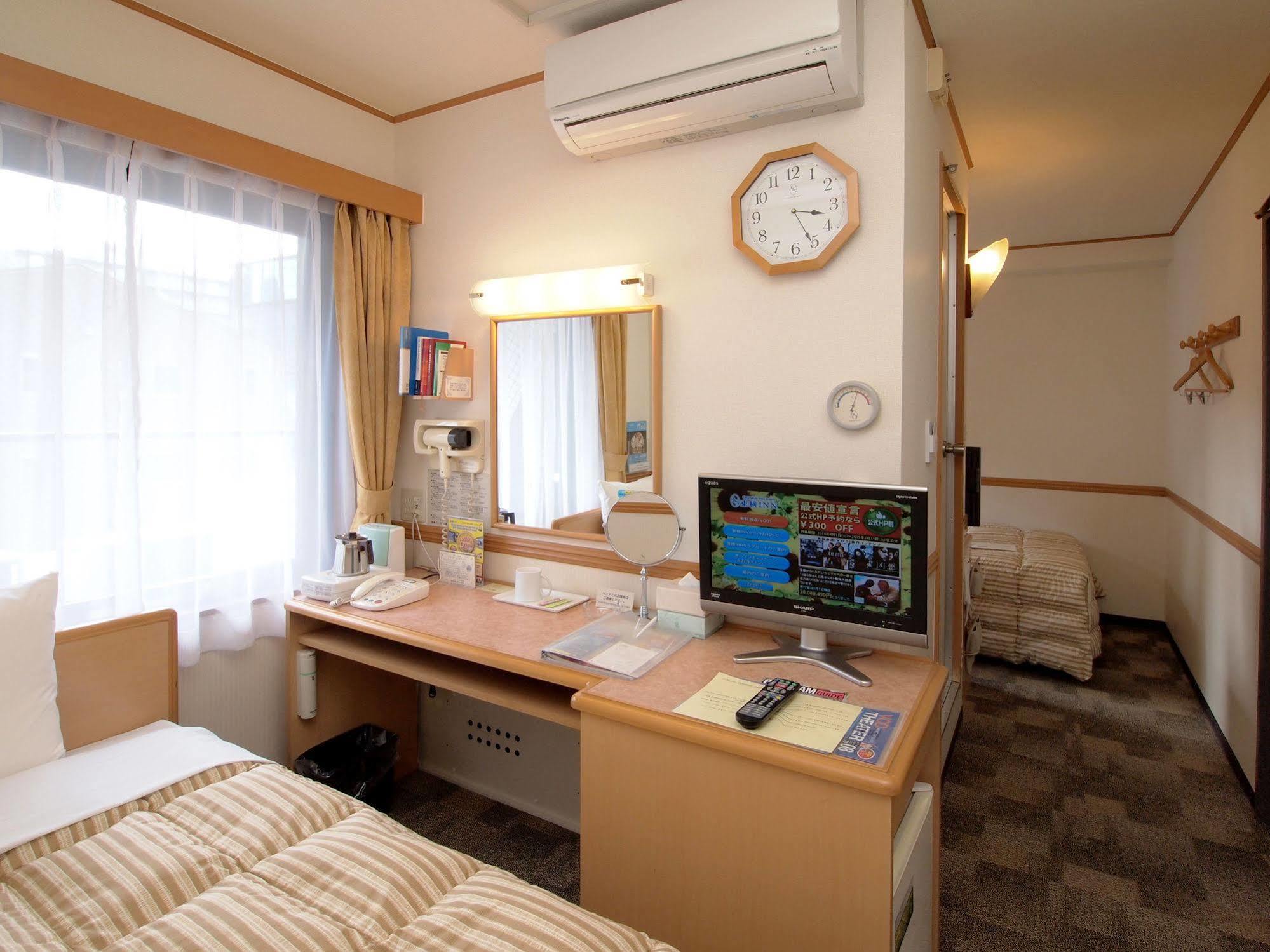 Toyoko Inn Sakudaira-Eki Asama-Guchi Exterior foto